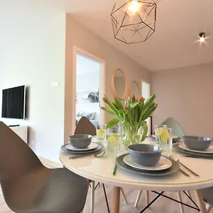 https://wolski-apartments-polanki-park-303.kolobrzeghotels.com