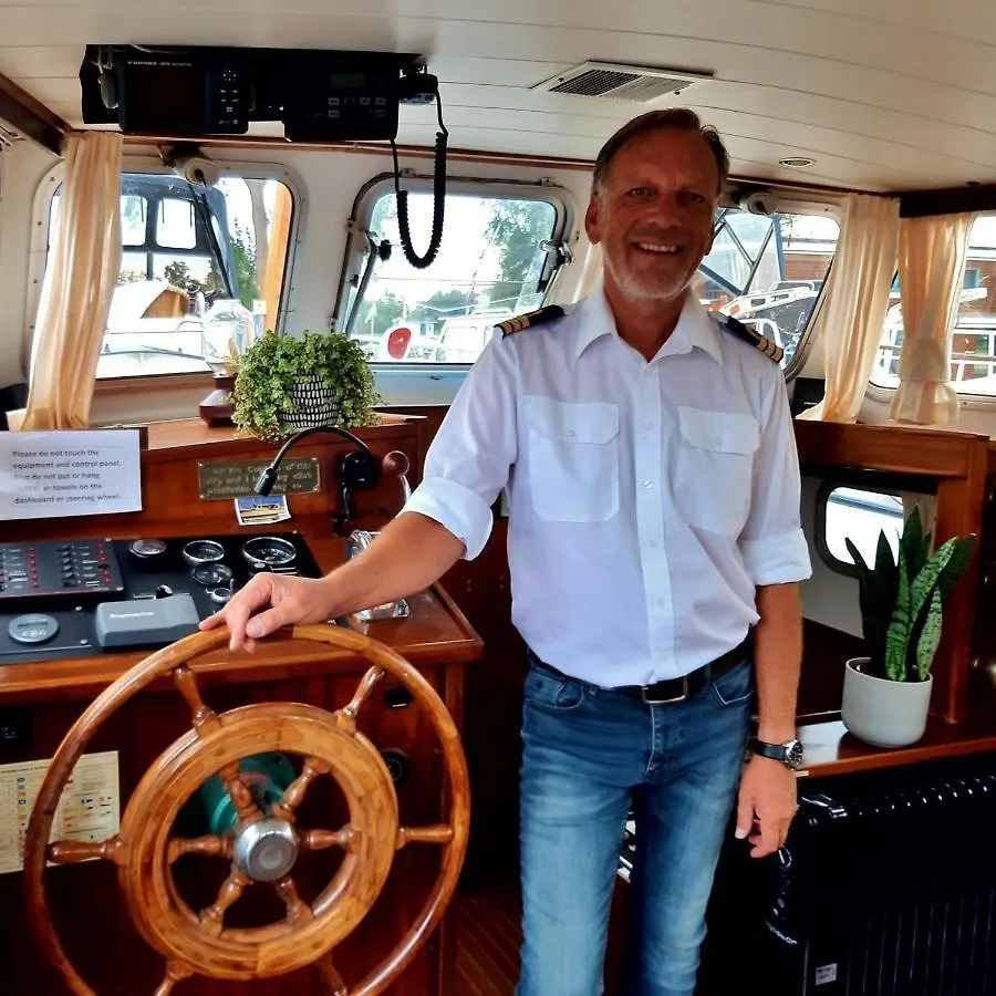 Hotel Motor Yacht Almaz à Amsterdam 0*,